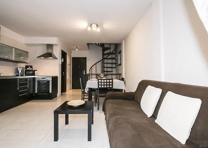 Duplex Nirvana Apartman Callao Salvaje